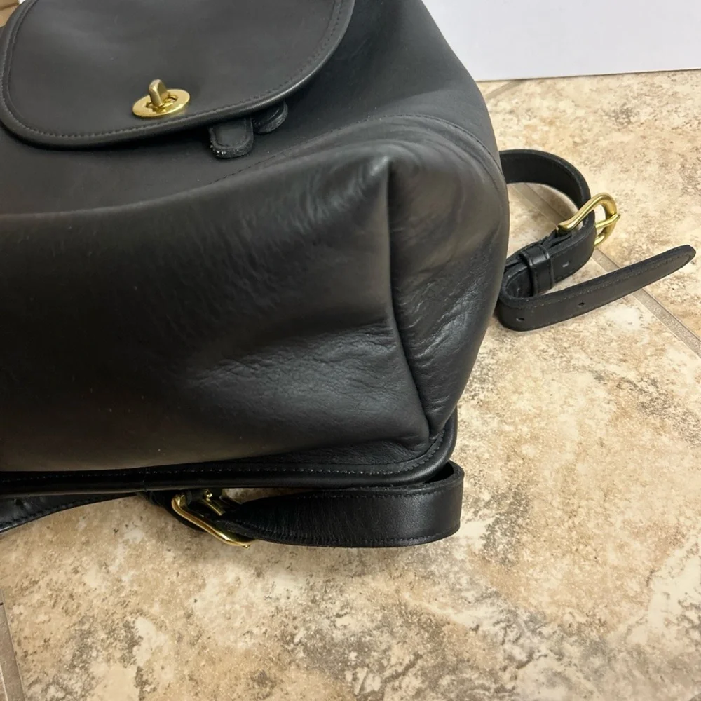 Coach Black 9791 daypack vintage   Leather Backpack - Picture 5 of 8